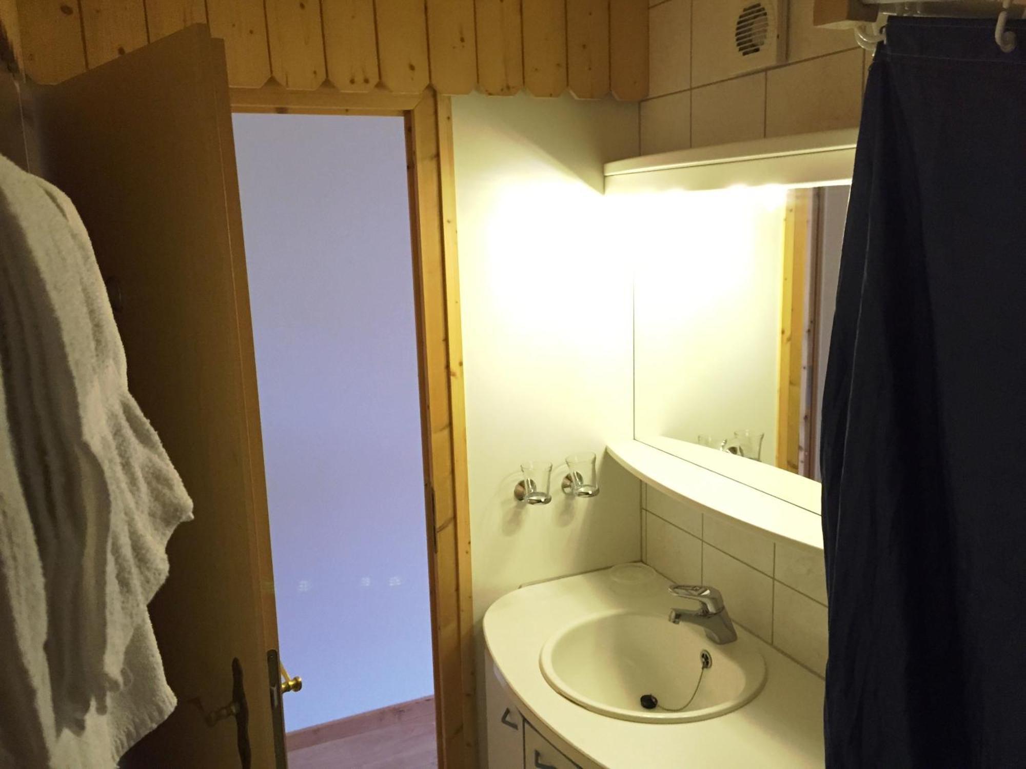 Alpen Chalet Кандерстег Стая снимка
