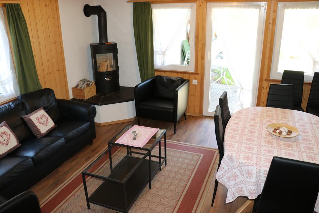 Alpen Chalet Кандерстег Екстериор снимка